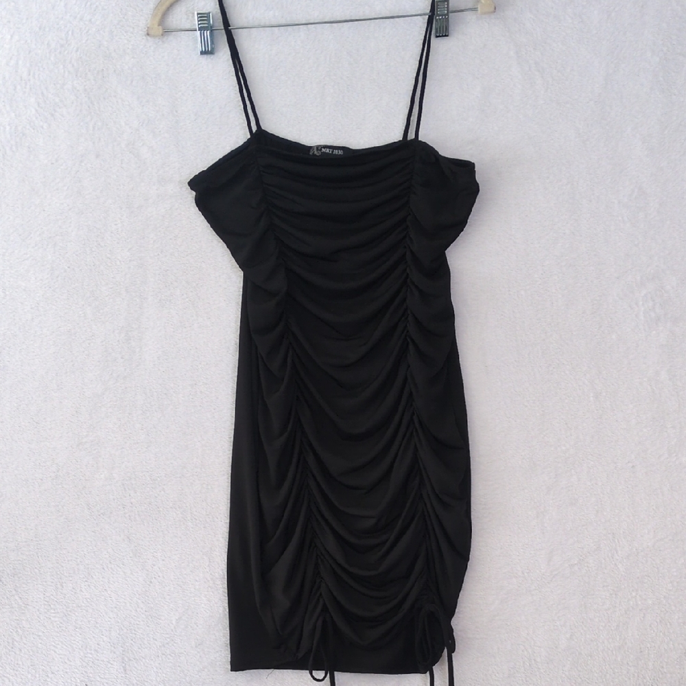 MRT 1030 Junior's Black Ruched Bodycon Sexy Dress Size L